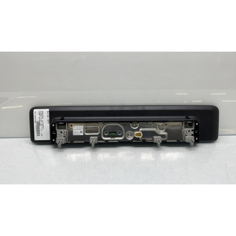 Ecran GPS MERCEDES CLASSE B 247 Photo n°4