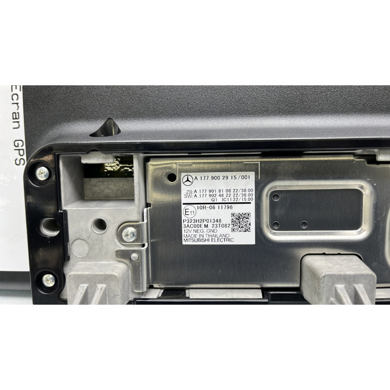 Ecran GPS MERCEDES CLASSE B 247 Photo n°6