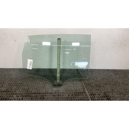 Vitre arriere droit MERCEDES CLASSE B 247 Photo n°1
