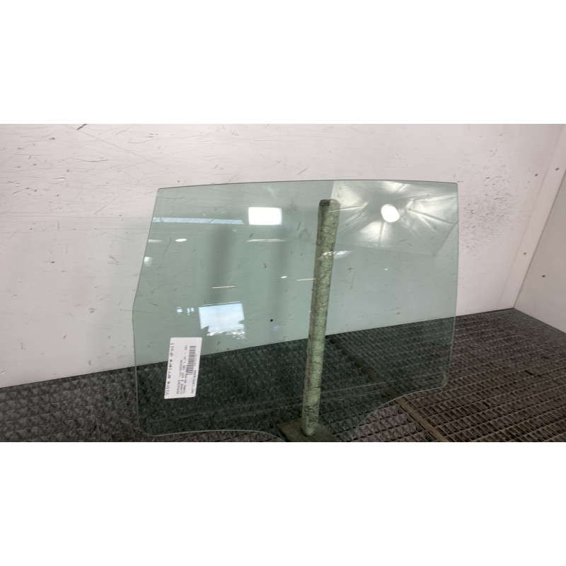 Vitre arriere droit MERCEDES CLASSE B 247 Photo n°3