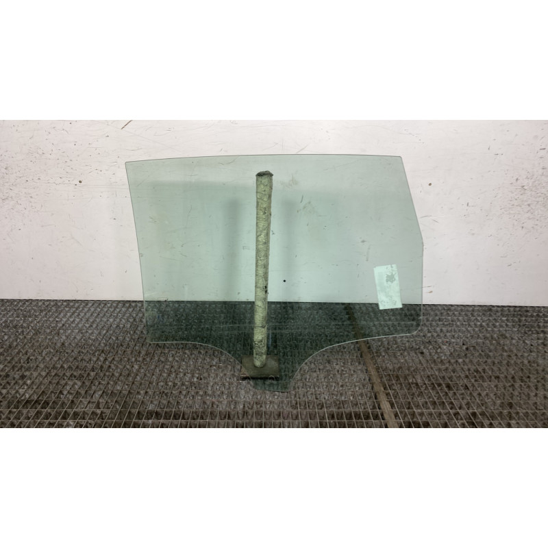 Vitre arriere droit MERCEDES CLASSE B 247 Photo n°5