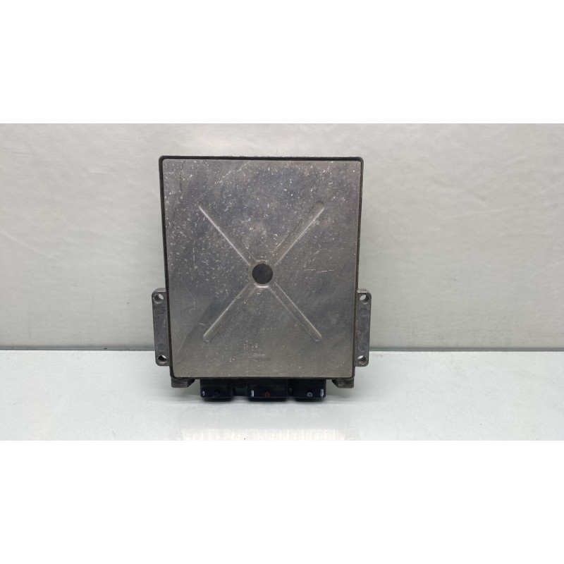 Calculateur moteur FORD TRANSIT 4 Photo n°4