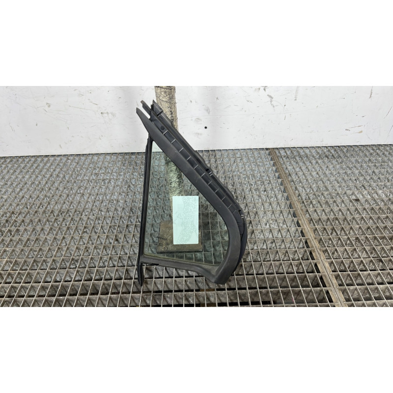 Custode avant gauche (porte) TOYOTA YARIS 3 Photo n°4