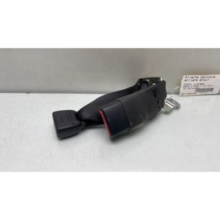 Attache ceinture arriere droit TOYOTA YARIS 3 Photo n°1