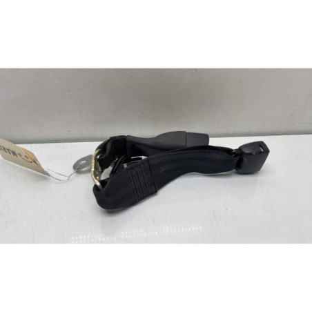 Attache ceinture arriere droit TOYOTA YARIS 3
