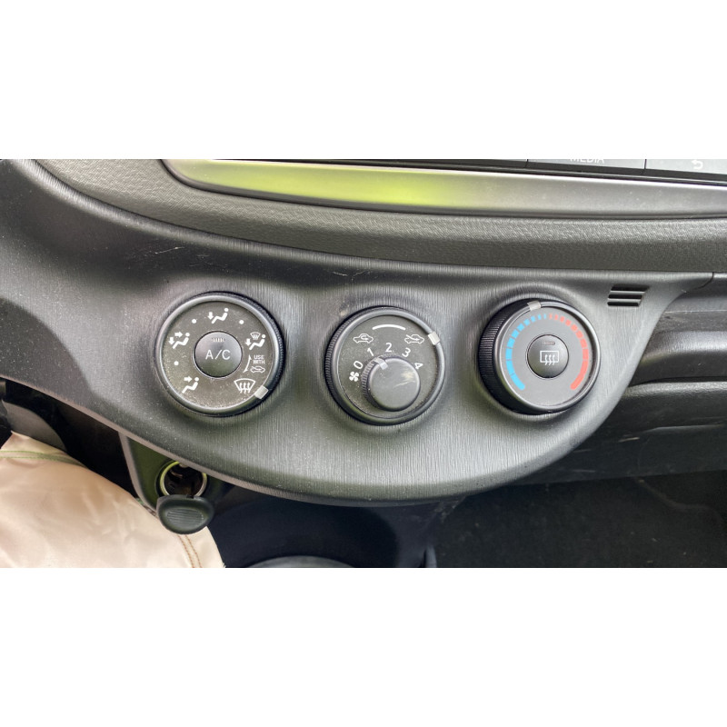 Commodo phare TOYOTA YARIS 3 Photo n°19