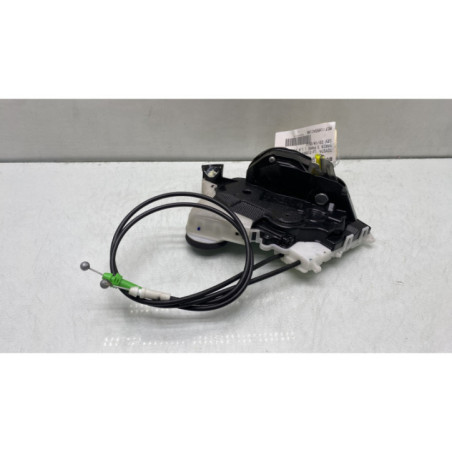 Serrure avant gauche TOYOTA YARIS 3