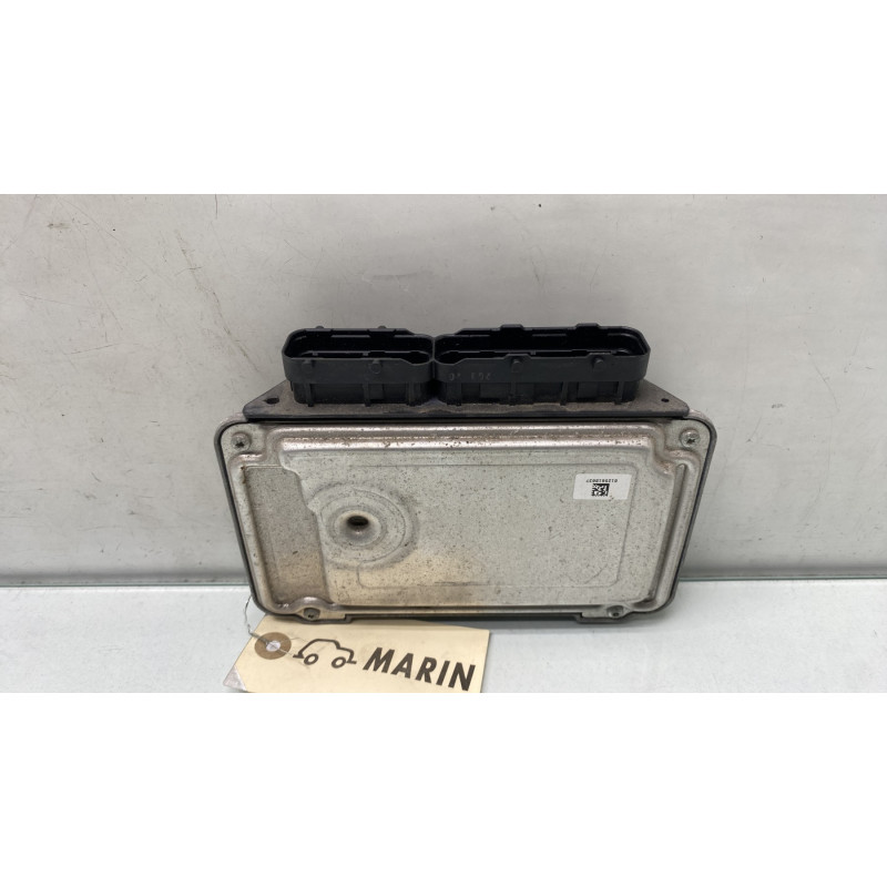 Calculateur moteur TOYOTA YARIS 3 Photo n°4