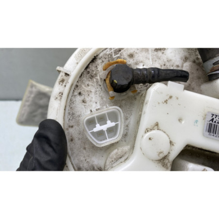 Pompe à carburant TOYOTA YARIS 3
