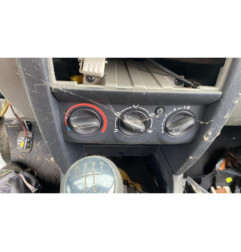 Fermeture de capot RENAULT CLIO 2