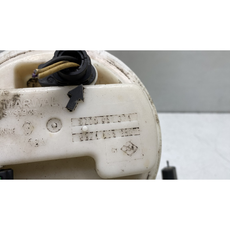 Pompe à carburant RENAULT CLIO 2 Photo n°3