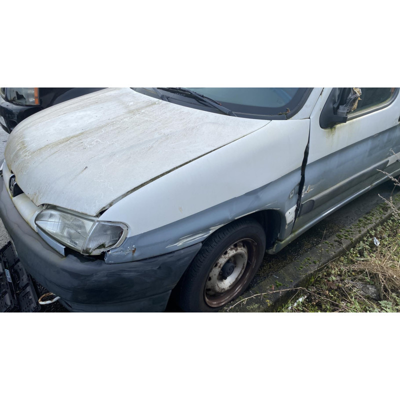 Porte avant droit PEUGEOT PARTNER 1 Photo n°19