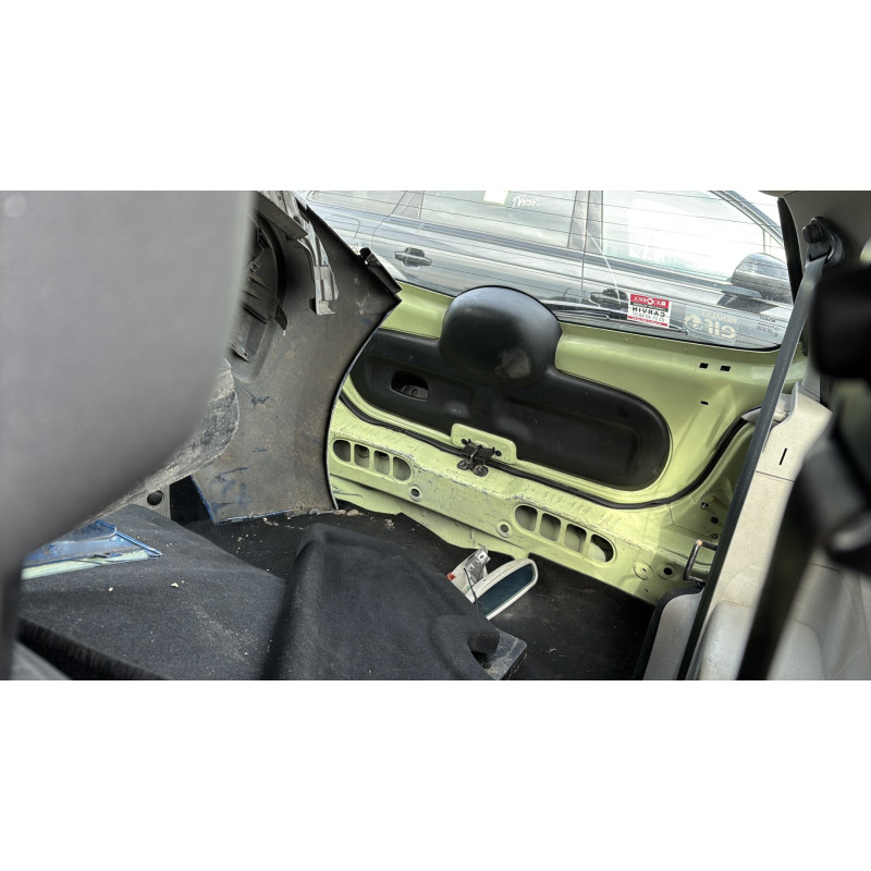 Verin de coffre RENAULT TWINGO 2 Photo n°13