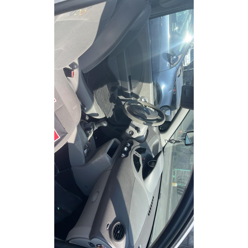 Ceinture arriere gauche RENAULT TWINGO 2 Photo n°5