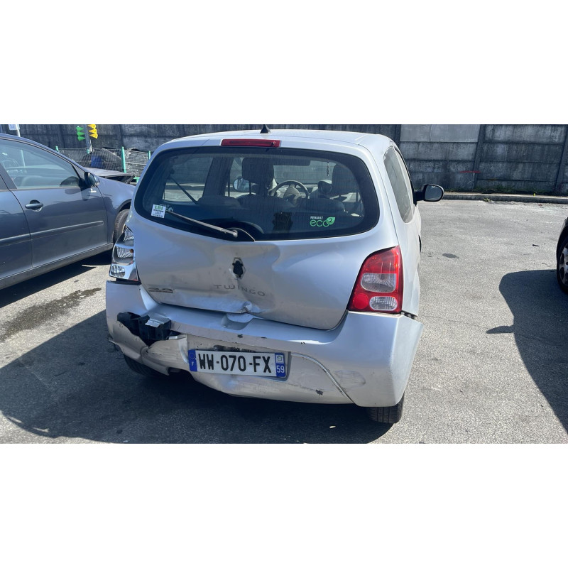 Ceinture arriere gauche RENAULT TWINGO 2 Photo n°8