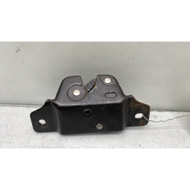 Serrure de coffre PEUGEOT 206 Photo n°4