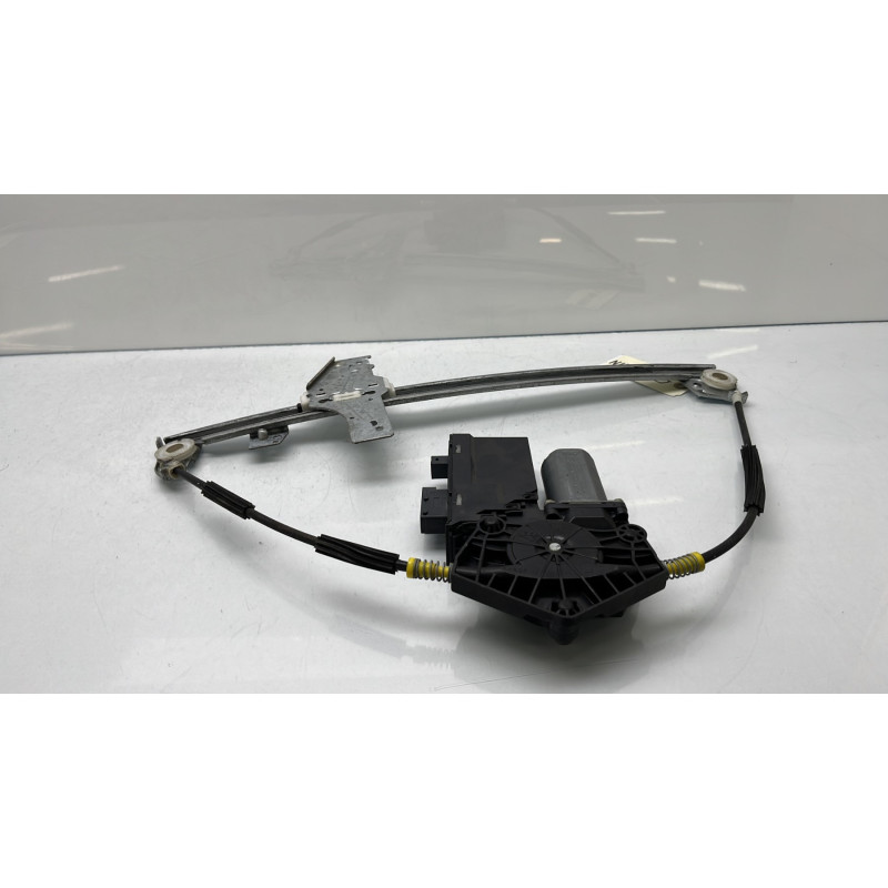 Leve vitre electrique avant droit PEUGEOT 307 Photo n°7