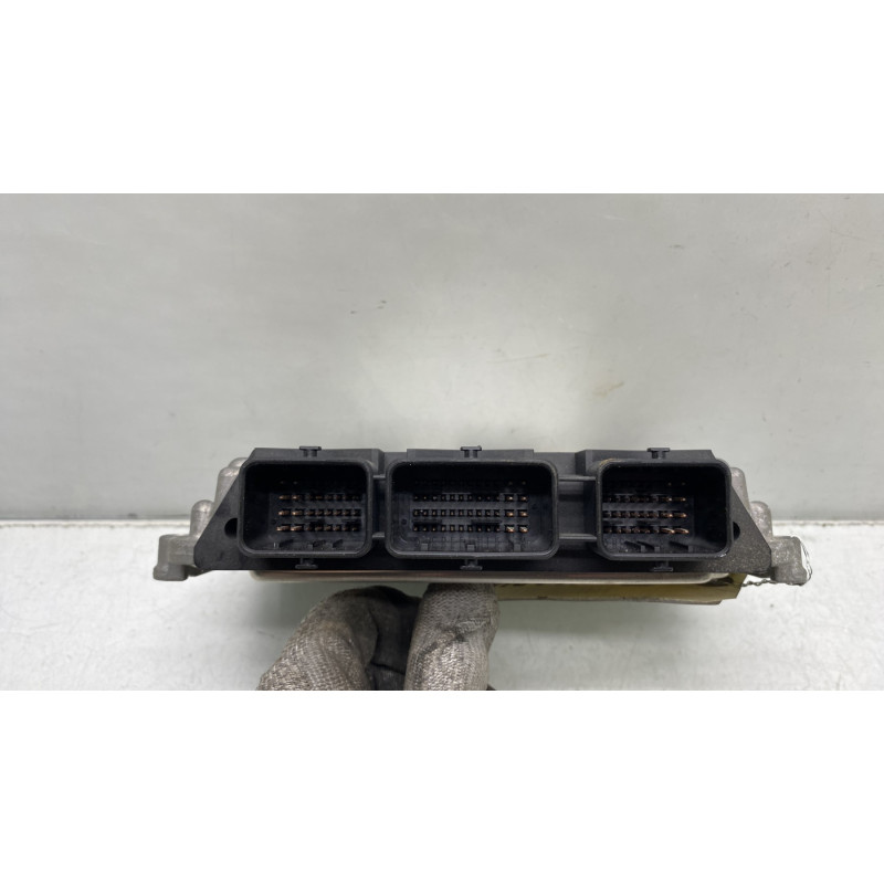 Calculateur moteur PEUGEOT 308 1 Photo n°3