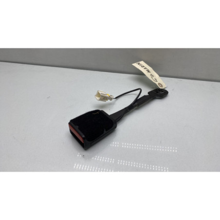 Attache ceinture avant gauche PEUGEOT 508 1