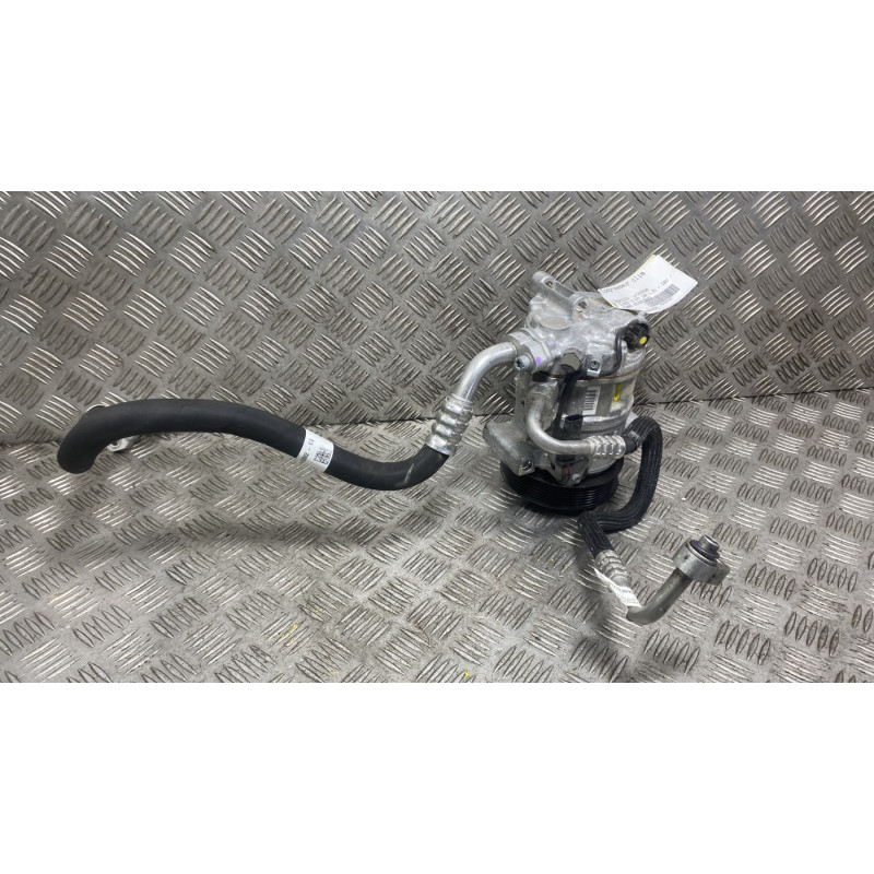Compresseur clim MERCEDES CLASSE B 247 Photo n°1