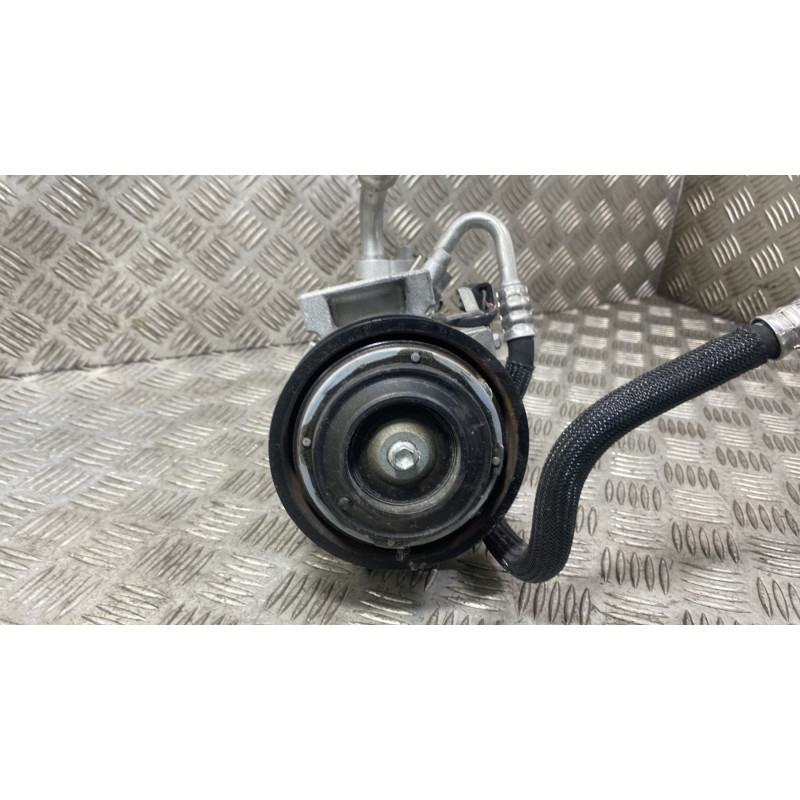 Compresseur clim MERCEDES CLASSE B 247 Photo n°4