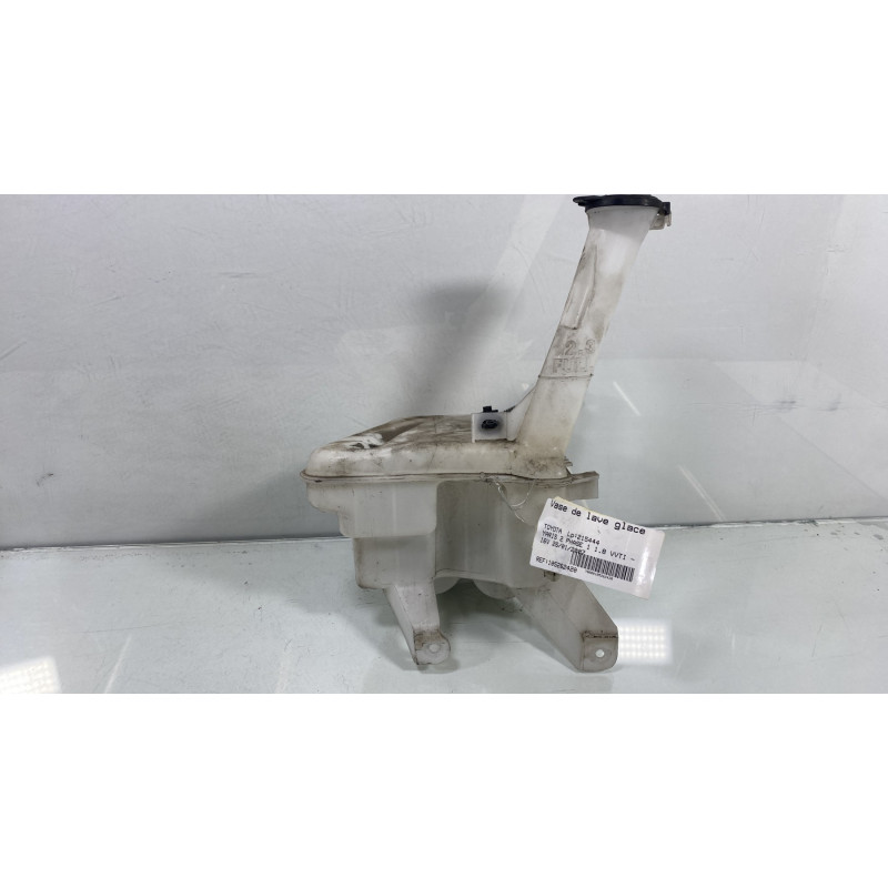 Vase de lave glace TOYOTA YARIS 2 Photo n°1