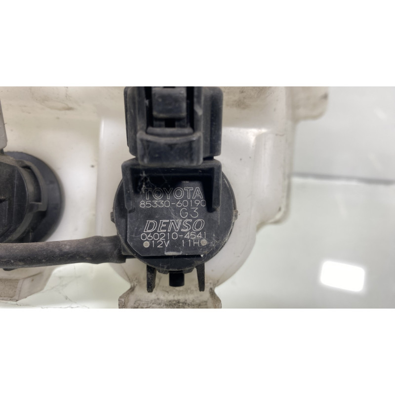 Vase de lave glace TOYOTA YARIS 2 Photo n°3