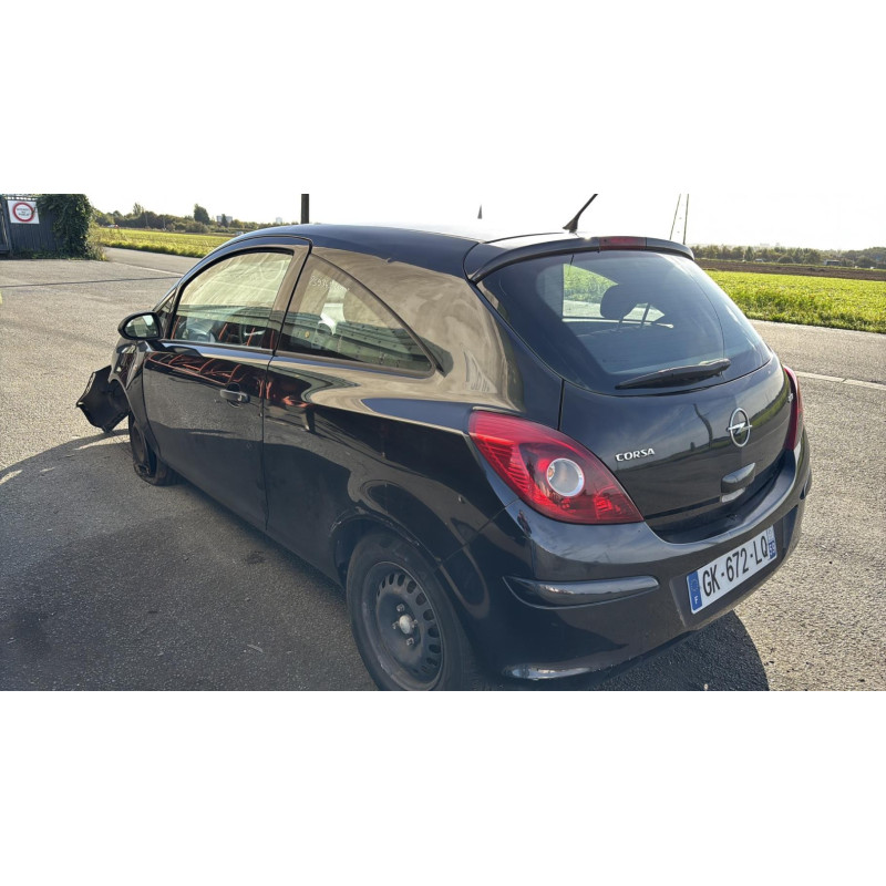 Feu arriere principal gauche (feux) OPEL CORSA D Photo n°5