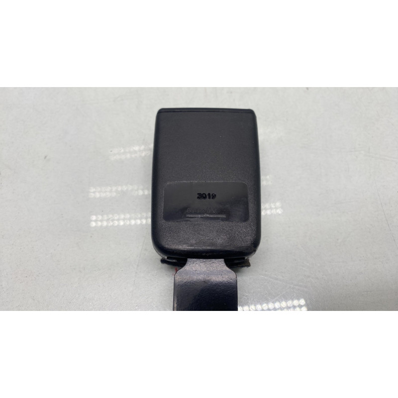 Attache ceinture avant gauche PEUGEOT 206 Photo n°3