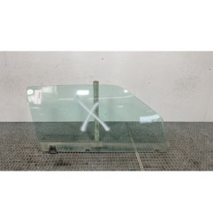 Vitre avant droit VOLKSWAGEN GOLF 4 Photo n°1