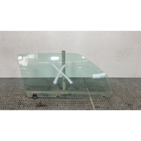 Vitre avant droit VOLKSWAGEN GOLF 4 Photo n°1