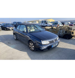 Vitre avant droit VOLKSWAGEN GOLF 4