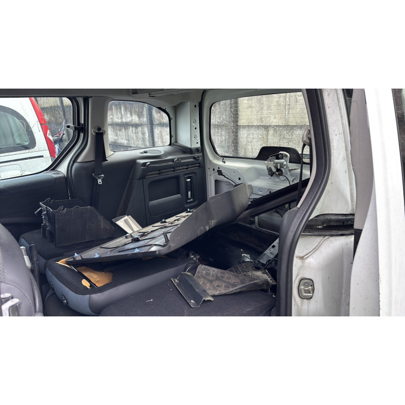 Pompe de direction CITROEN BERLINGO 2 Photo n°14