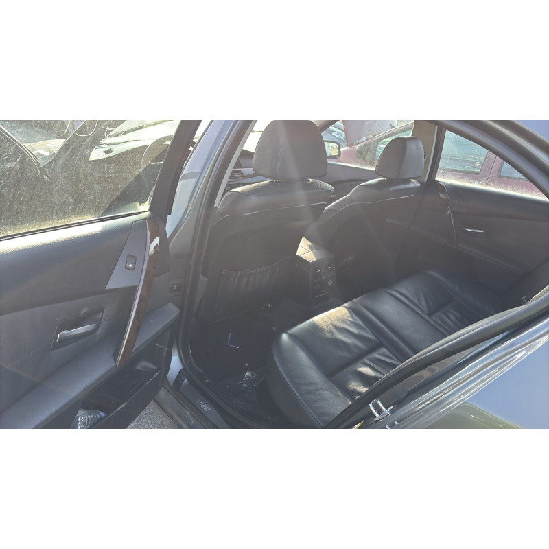 Porte avant droit BMW SERIE 5 E60 Photo n°16