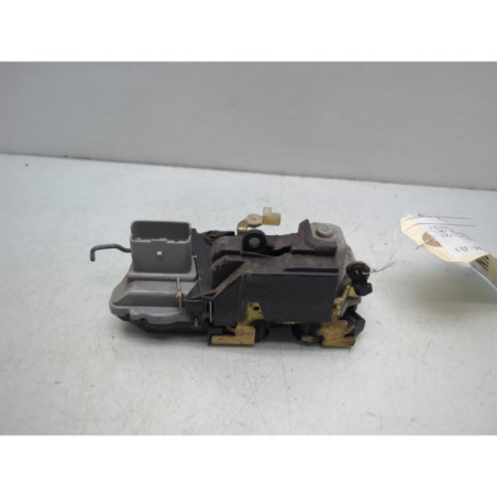 Serrure avant gauche PEUGEOT 307