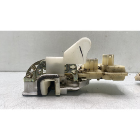 Serrure avant gauche HONDA CIVIC 7