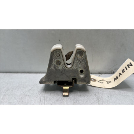 Serrure de coffre PEUGEOT 205