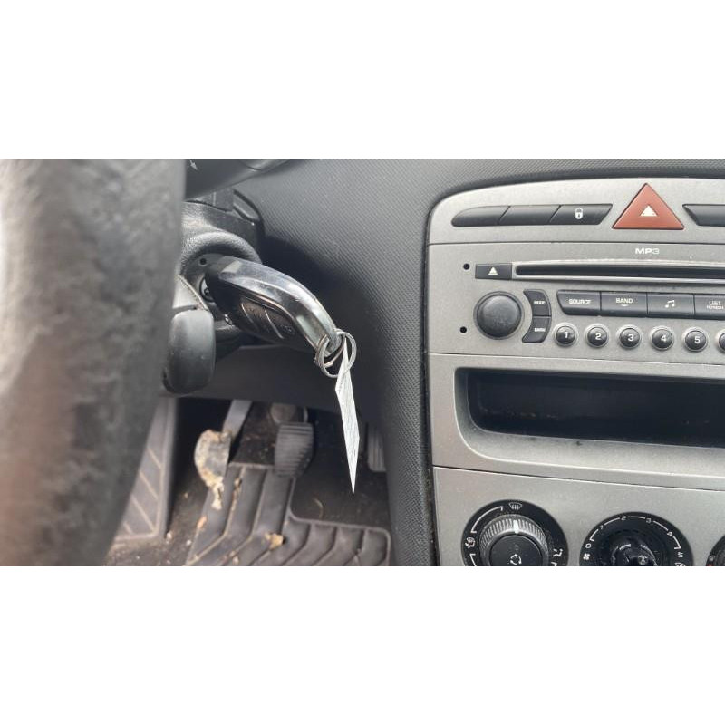 Leve vitre electrique avant gauche PEUGEOT 308 1 Photo n°17
