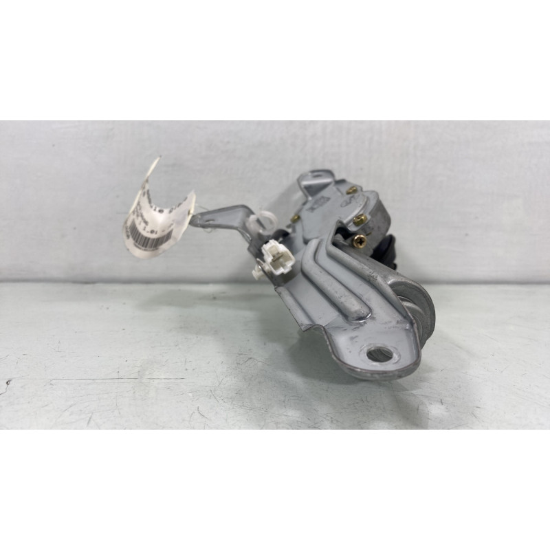 Moteur essuie glace arriere TOYOTA YARIS 1 Photo n°3