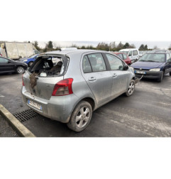Serrure avant droit TOYOTA YARIS 2