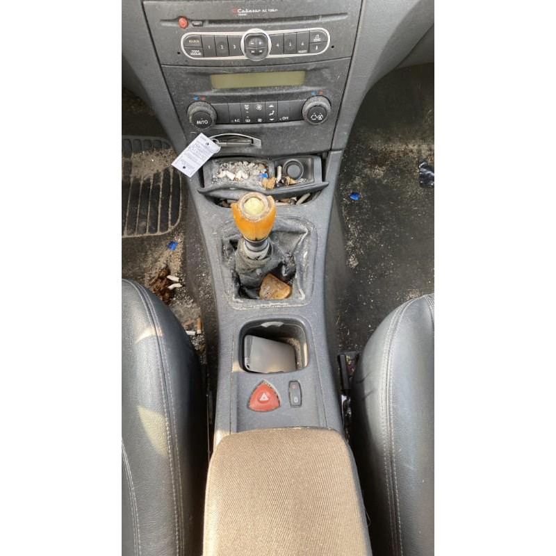 Moteur essuie glace arriere RENAULT LAGUNA 2 Photo n°13