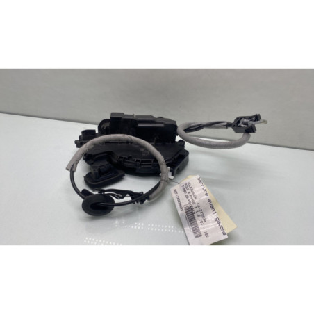 Serrure avant gauche VOLKSWAGEN POLO 6