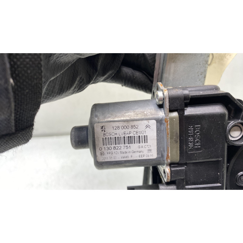 Leve vitre electrique arriere gauche CITROEN C5 2 Photo n°6