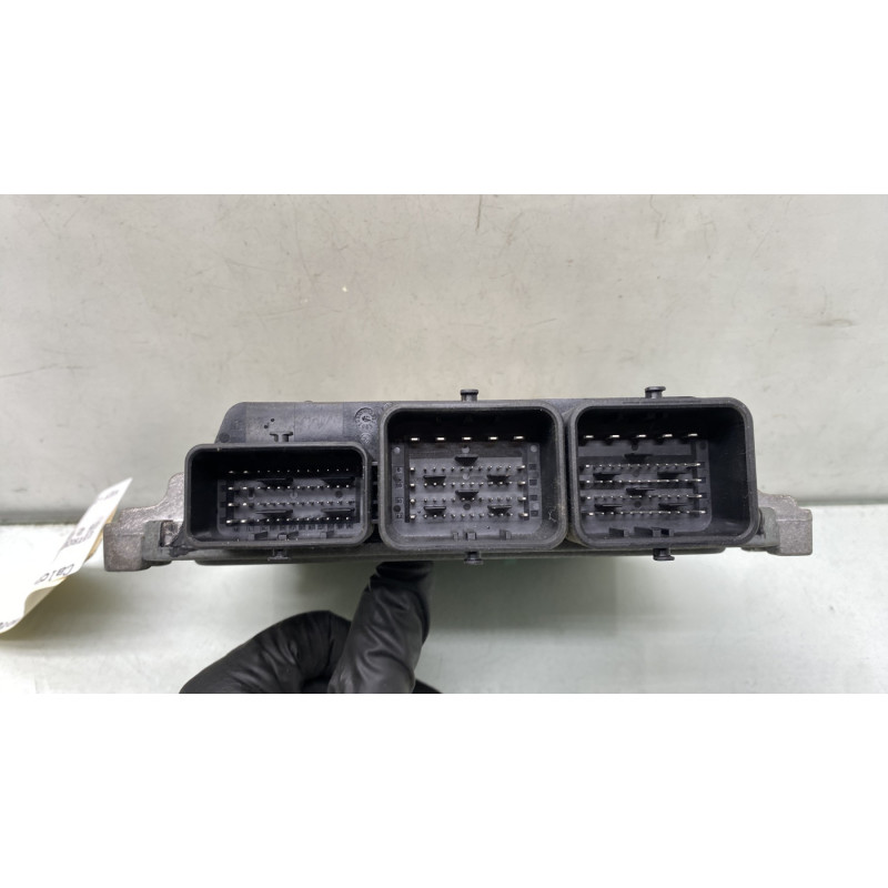 Calculateur moteur CITROEN C5 2 Photo n°3