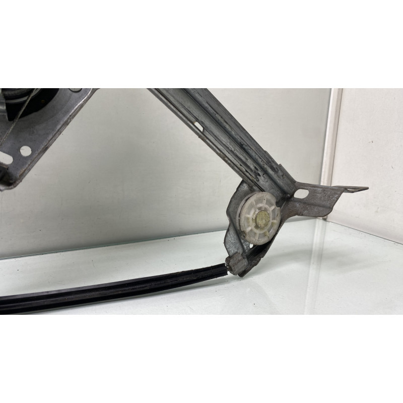 Leve vitre electrique avant droit OPEL TIGRA 2 Photo n°4
