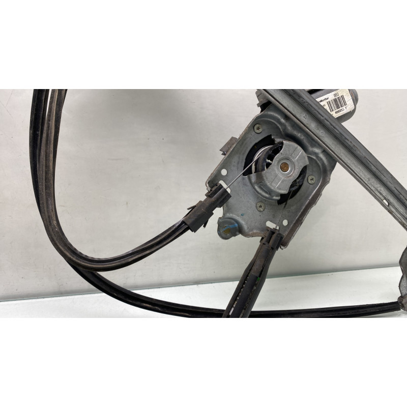 Leve vitre electrique avant droit OPEL TIGRA 2 Photo n°5