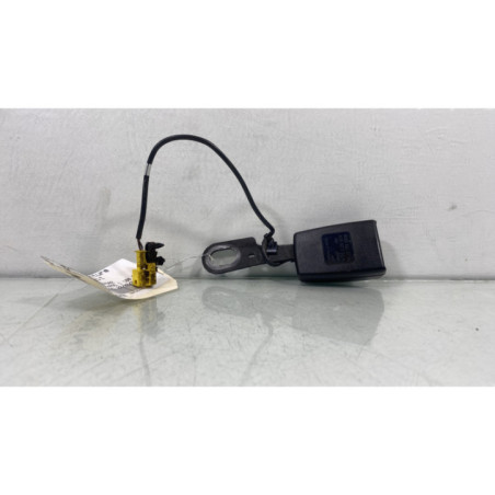 Attache ceinture arriere droit MERCEDES CLASSE B 245 Photo n°1