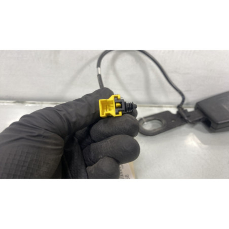 Attache ceinture arriere droit MERCEDES CLASSE B 245