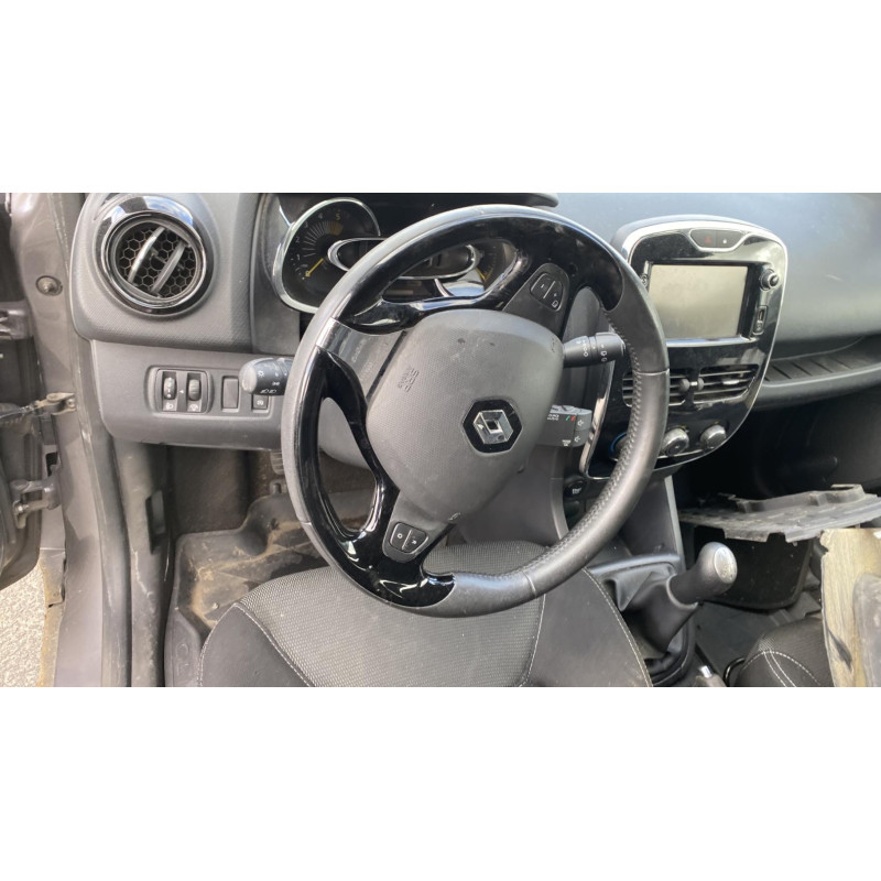 Feu arriere principal droit (feux) RENAULT CLIO 4 Photo n°9