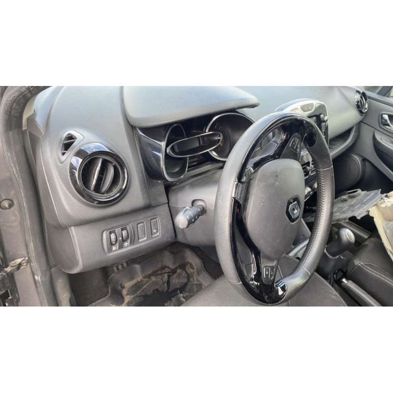 Feu arriere principal droit (feux) RENAULT CLIO 4 Photo n°16